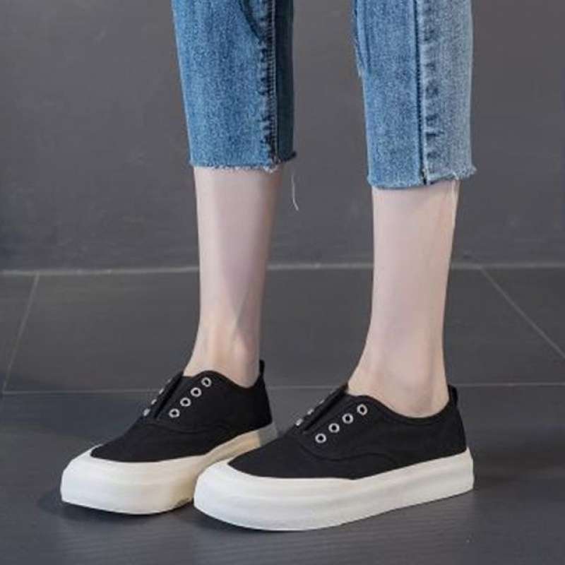 Big-Toe Green Canvas Shoes For Women, Summer Thin Thick-Soled Soft-Soled Slip-On Lazy Casual Shoes - Image 3